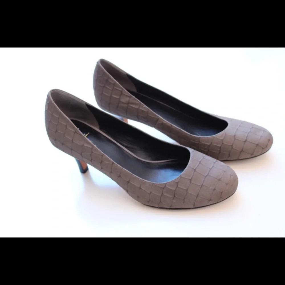 Cole Haan pumps